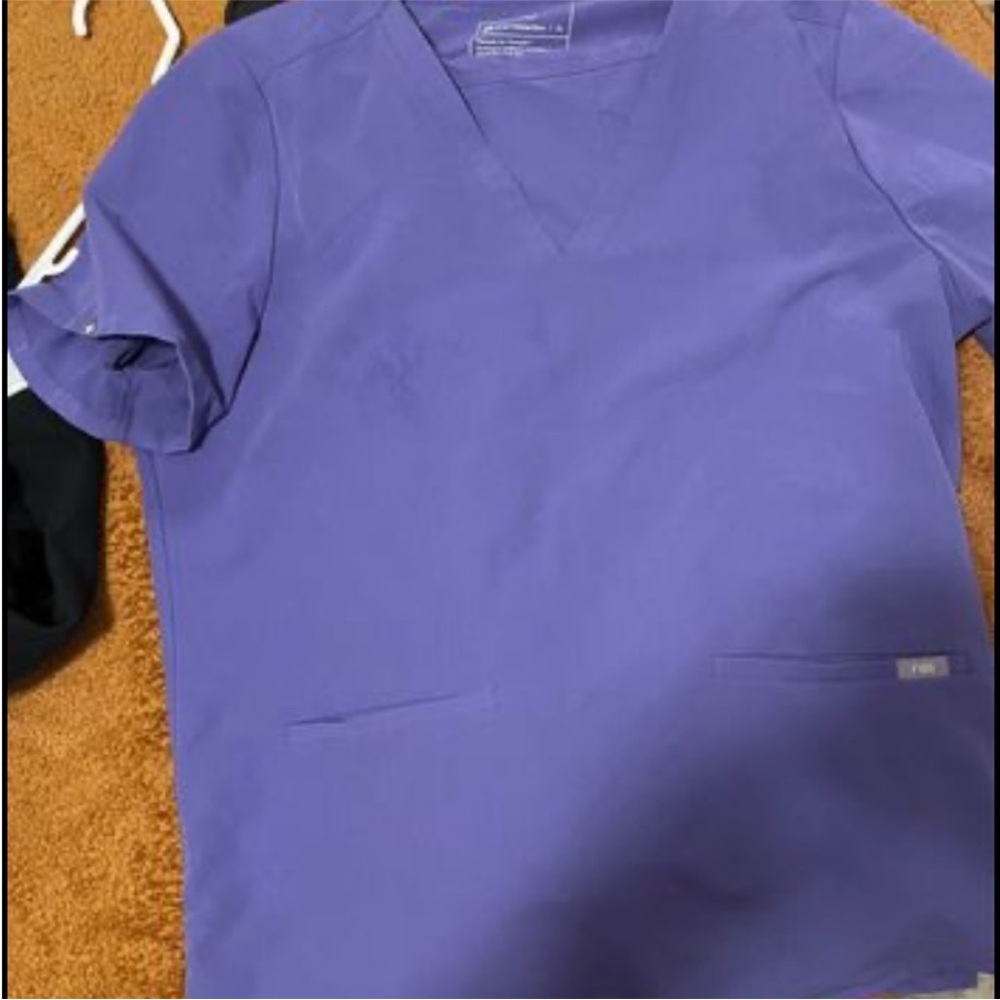 Amethyst Figs Scrub Top